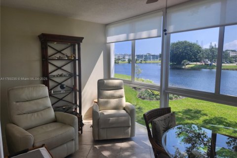 Condo in Deerfield Beach, Florida, 1 bedroom  № 1862759 - photo 26