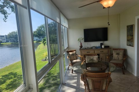 Condo in Deerfield Beach, Florida, 1 bedroom  № 1862759 - photo 30