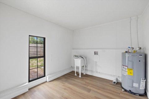 Casa en venta en Sarasota, Florida, 5 dormitorios, 255.85 m2 № 2230444 - foto 28