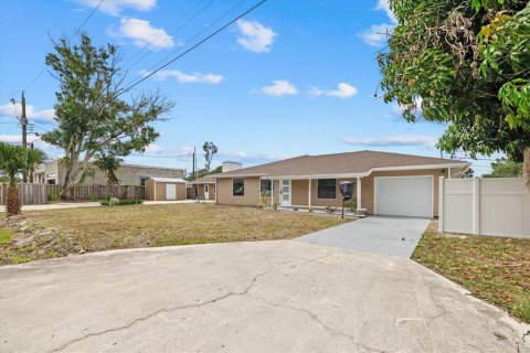 Casa en venta en Sarasota, Florida, 5 dormitorios, 255.85 m2 № 2230444 - foto 2