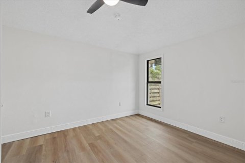 Casa en venta en Sarasota, Florida, 5 dormitorios, 255.85 m2 № 2230444 - foto 27