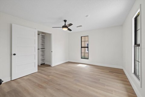 Casa en venta en Sarasota, Florida, 5 dormitorios, 255.85 m2 № 2230444 - foto 22