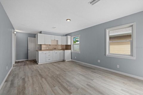 Casa en venta en Sarasota, Florida, 5 dormitorios, 255.85 m2 № 2230444 - foto 30