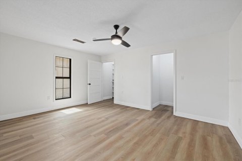 Casa en venta en Sarasota, Florida, 5 dormitorios, 255.85 m2 № 2230444 - foto 11