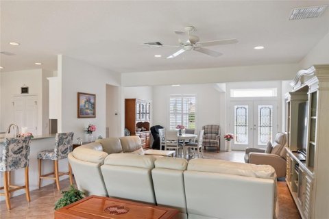 House in Summerfield, Florida 3 bedrooms, 196.95 sq.m. № 1818975 - photo 12