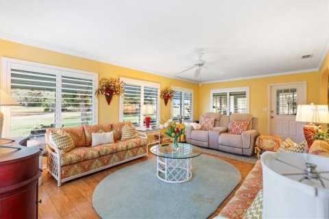 House in Summerfield, Florida 3 bedrooms, 173.73 sq.m. № 2195089 - photo 19