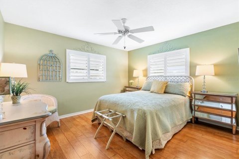 House in Summerfield, Florida 3 bedrooms, 173.73 sq.m. № 2195089 - photo 24
