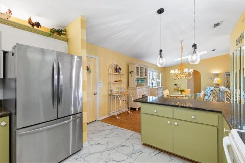 House in Summerfield, Florida 3 bedrooms, 173.73 sq.m. № 2195089 - photo 11