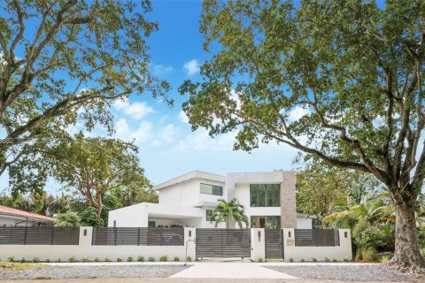Villa ou maison à Miami, Floride 5 chambres, 460.33 m2 № 2046192