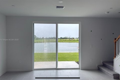 Adosado en alquiler en Fort Myers, Florida, 3 dormitorios № 1881719 - foto 7