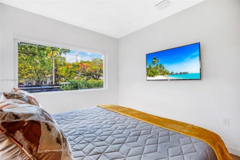 House in Miami, Florida 3 bedrooms № 1768561 - photo 18