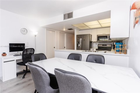 Copropriété à louer à Clewiston, Floride: 2 chambres, 78.04 m2 № 1935588 - photo 24