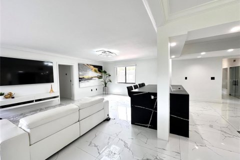 Купить кондоминиум в Орландо, Флорида 5 комнат, 171.68м2, № 1822700 - фото 13