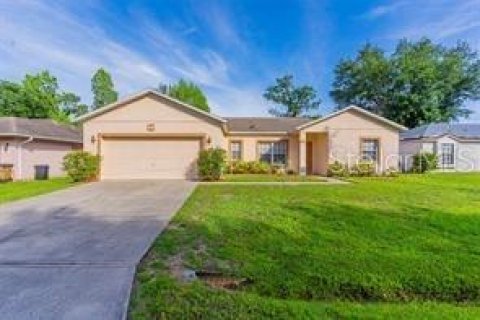 Casa en Kissimmee, Florida 3 dormitorios, 149.48 m2 № 2238447