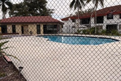 Copropriété à vendre à Miami, Floride: 2 chambres, 108.6 m2 № 2004243 - photo 21