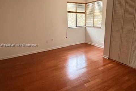 Copropriété à vendre à Miami, Floride: 2 chambres, 108.6 m2 № 2004243 - photo 13