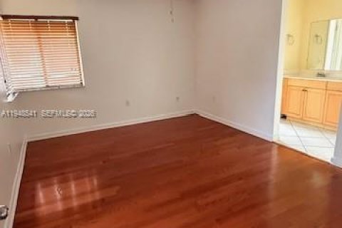 Copropriété à vendre à Miami, Floride: 2 chambres, 108.6 m2 № 2004243 - photo 7