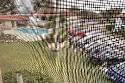 Copropriété à vendre à Miami, Floride: 2 chambres, 108.6 m2 № 2004243 - photo 18