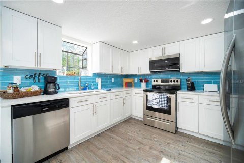 Villa ou maison à vendre à Saint Augustine, Floride: 5 chambres, 173.91 m2 № 2431796 - photo 6