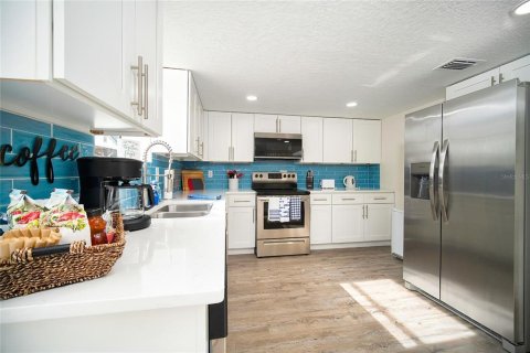 Villa ou maison à vendre à Saint Augustine, Floride: 5 chambres, 173.91 m2 № 2431796 - photo 7