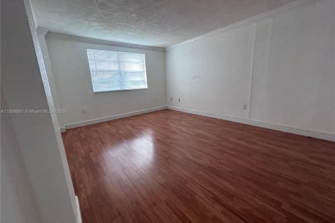 Copropriété à louer à Miami, Floride: 3 chambres, 112.04 m2 № 2016834 - photo 5
