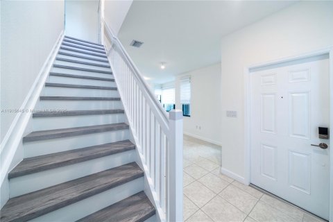 Touwnhouse à vendre à Fort Lauderdale, Floride: 3 chambres, 147.34 m2 № 1971657 - photo 19