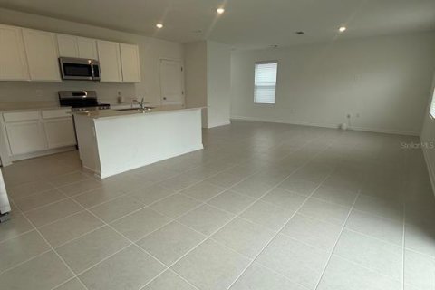 Casa en alquiler en Lake Wales, Florida, 4 dormitorios, 174.1 m2 № 2098506 - foto 13