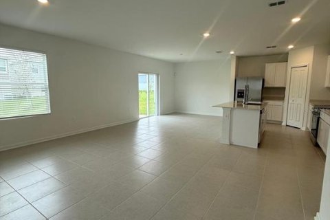 Casa en alquiler en Lake Wales, Florida, 4 dormitorios, 174.1 m2 № 2098506 - foto 8