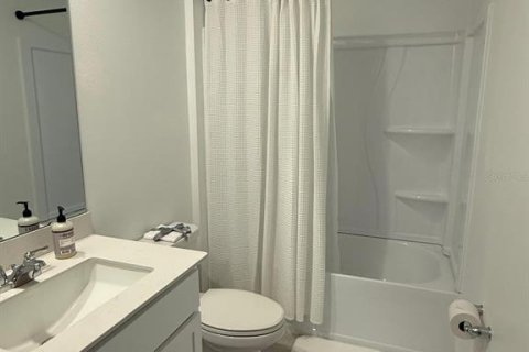 Casa en alquiler en Lake Wales, Florida, 4 dormitorios, 174.1 m2 № 2098506 - foto 18