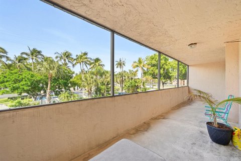 Condominio en venta en Pompano Beach, Florida, 2 dormitorios, 95.22 m2 № 2084501 - foto 24