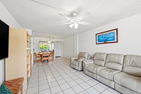 Condominio en venta en Pompano Beach, Florida, 2 dormitorios, 95.22 m2 № 2084501 - foto 20