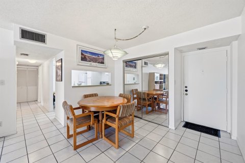 Condominio en venta en Pompano Beach, Florida, 2 dormitorios, 95.22 m2 № 2084501 - foto 18
