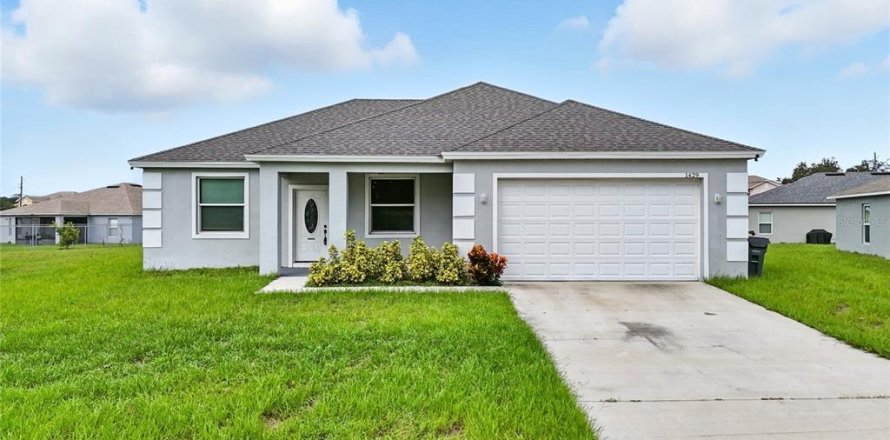 Casa en Poinciana, Florida 3 dormitorios, 121.24 m2 № 1899028