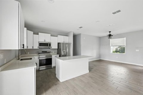 Casa en venta en Poinciana, Florida, 3 dormitorios, 121.24 m2 № 1899028 - foto 6