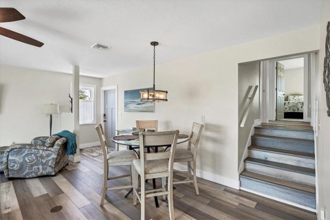 Villa ou maison à louer à Englewood, Floride: 2 chambres, 111.48 m2 № 1775587 - photo 17