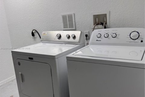 Touwnhouse à louer à Boynton Beach, Floride: 3 chambres, 144.65 m2 № 2344233 - photo 10