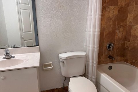 Touwnhouse à louer à Boynton Beach, Floride: 3 chambres, 144.65 m2 № 2344233 - photo 8