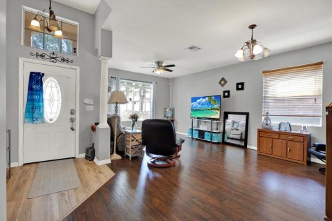 Villa ou maison à vendre à Brooksville, Floride: 3 chambres, 195.09 m2 № 2419551 - photo 4