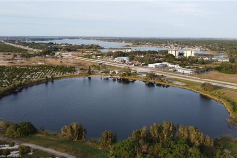 Propiedad comercial en alquiler en Lake Placid, Florida, 153.1 m2 № 1843761 - foto 9