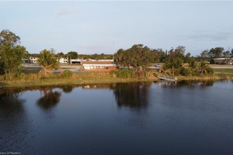 Propiedad comercial en alquiler en Lake Placid, Florida, 153.1 m2 № 1843761 - foto 16