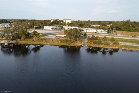 Propiedad comercial en alquiler en Lake Placid, Florida, 153.1 m2 № 1843761 - foto 8