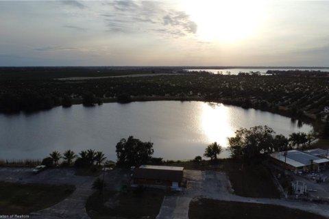 Propiedad comercial en alquiler en Lake Placid, Florida, 153.1 m2 № 1843761 - foto 18