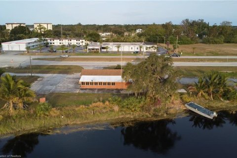 Propiedad comercial en alquiler en Lake Placid, Florida, 153.1 m2 № 1843761 - foto 15