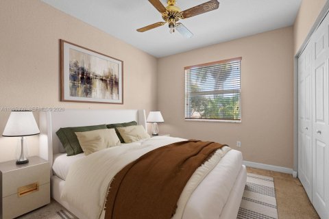 Купить виллу или дом в Хомстед, Флорида 4 спальни, 258.55м2, № 2062907 - фото 19