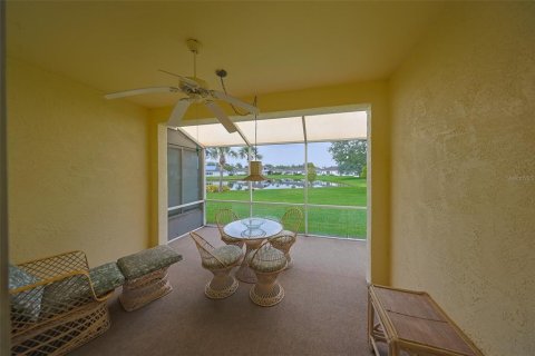 Condo in Sun City Center, Florida, 2 bedrooms  № 1772028 - photo 30