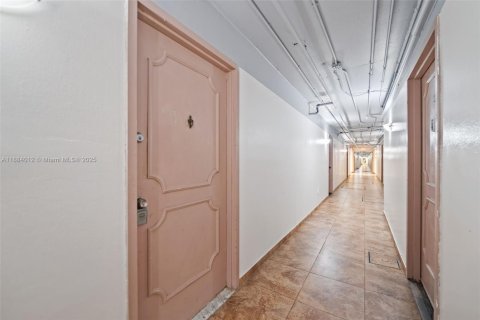 Copropriété à vendre à Sunny Isles Beach, Floride: 1 chambre, 50.72 m2 № 1930328 - photo 6