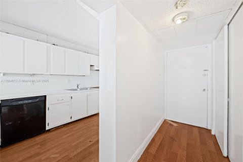 Copropriété à vendre à Sunny Isles Beach, Floride: 1 chambre, 50.72 m2 № 1930328 - photo 7