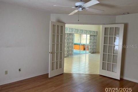 Villa ou maison à vendre à Ormond Beach, Floride: 2 chambres, 262.73 m2 № 1884090 - photo 16