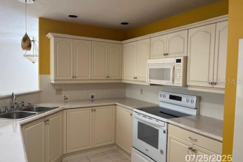 Villa ou maison à vendre à Ormond Beach, Floride: 2 chambres, 262.73 m2 № 1884090 - photo 20