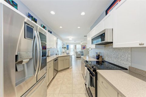 Купить таунхаус в Сарасота, Флорида 7 комнат, 154.31м2, № 2142324 - фото 10